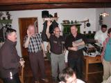 Weinproben und Spiele in der Natur